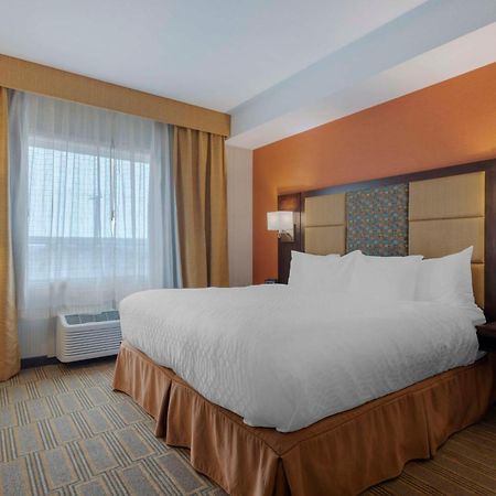Best Western Plus Chateau Fort St. John Exterior photo
