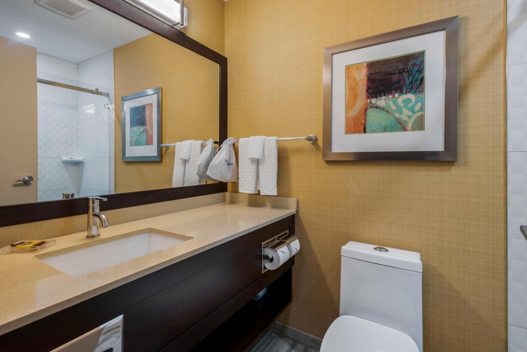 Best Western Plus Chateau Fort St. John Exterior photo