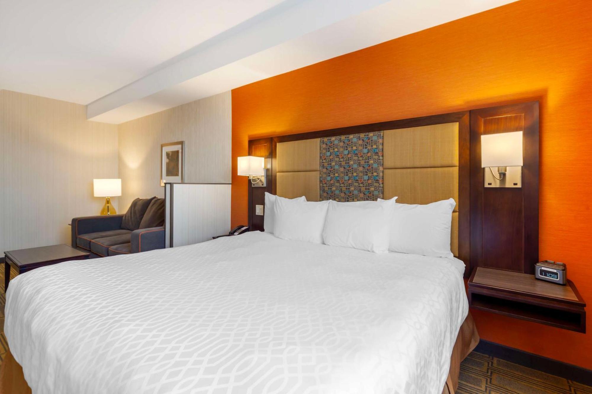 Best Western Plus Chateau Fort St. John Exterior photo