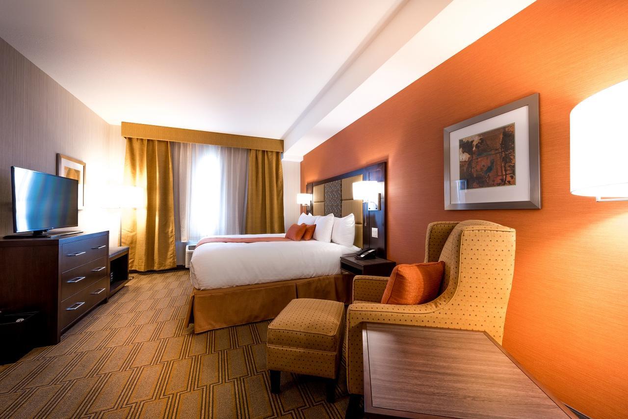 Best Western Plus Chateau Fort St. John Exterior photo